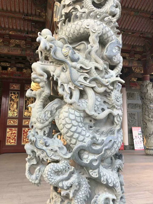 寺廟石雕青石龍柱加工的藝術(shù)與工藝