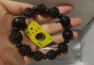 廠家供應(yīng)本色與黑色棗木十八羅漢手鏈 佛教手工雕刻工藝品批發(fā)詳解